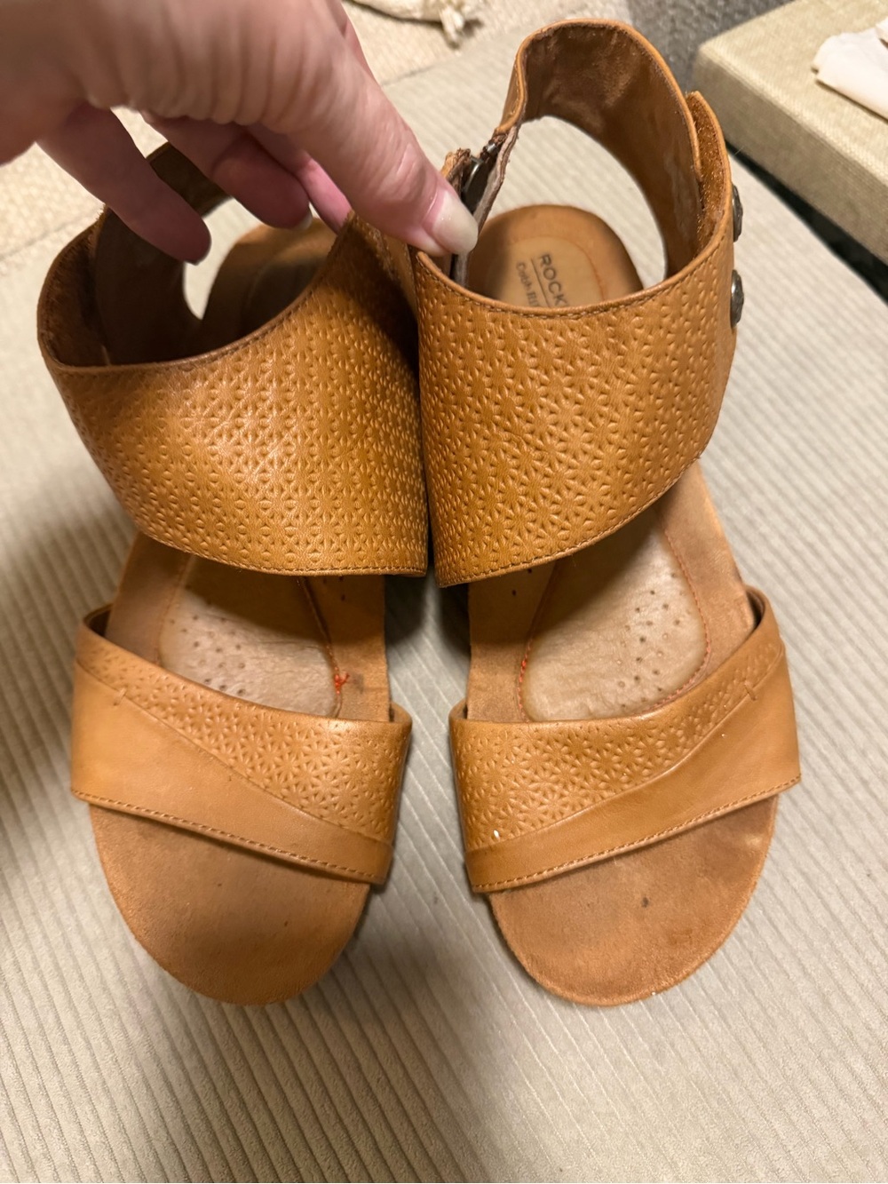 Rockport Tan Leather Zip-side Ankle Cuff Sandals 8.5